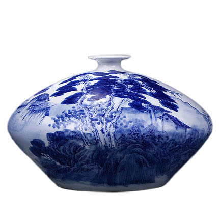 Master hand-painted flat belly-shaped blue and white porcelain vase Jahrriesnge porcelain of white and blue vase cna0536