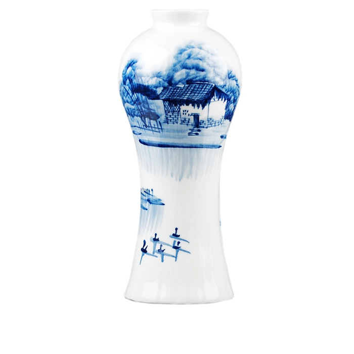 Hand-painted creative ceramic vase with beautiful scenery Jahrriesnge porcelain of outline in gold red egg vase cna0757