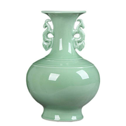 Two ears mint glazed green chinese porcelain vases and ornaments Jahrriesnge porcelain of green binaural vase cna0913