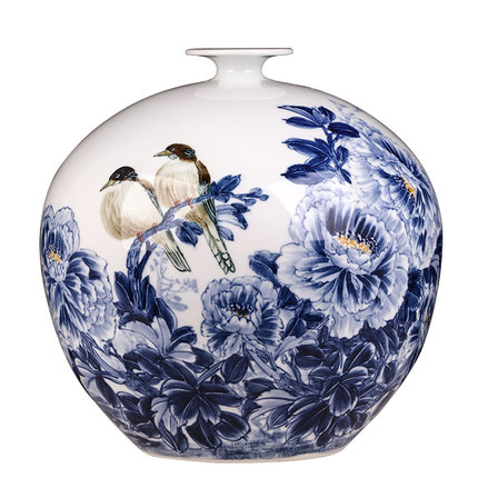 Designer hand painted blue and white china porcelain vase and ornament Jahrriesnge porcelain of flowers and birds vase cna1108