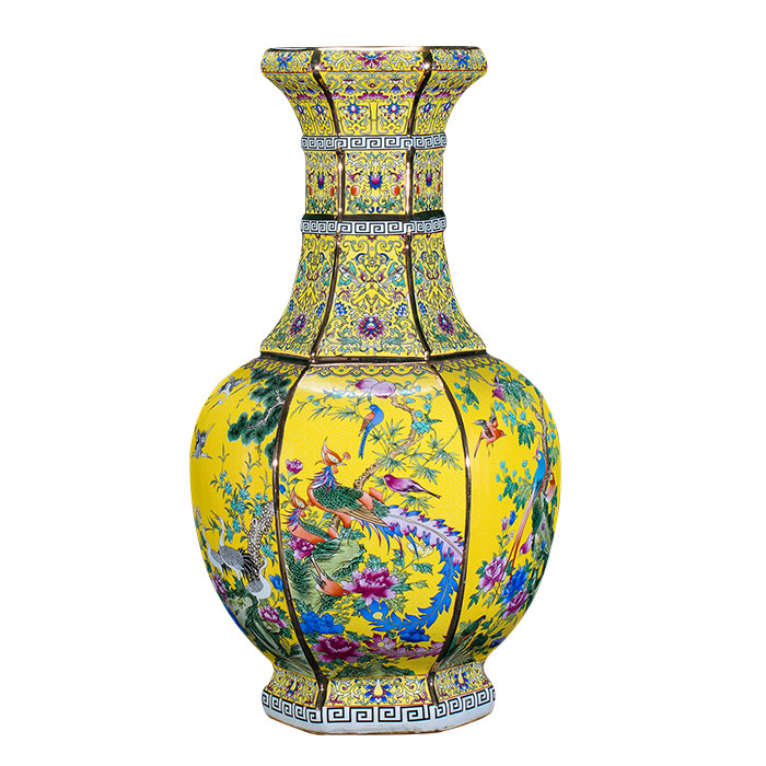 Qing dynasty qian long yellow enamel pastel ceramic vase and ornament Jahrriesnge porcelain of cna1185