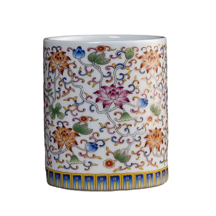 Hand-made Hand-painted pastel pen holder for office Jahrriesnge porcelain of cna1189