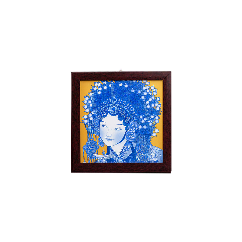 Blue and white beauties porcelain plate painting of yellow background Jahrriesnge porcelain painting of cna1705